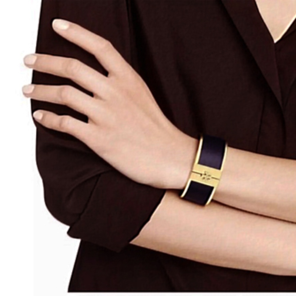 NWT TORY BURCH NAVY SKINNY LEATHER GOLD TONE CUFF - Picture 2 of 3